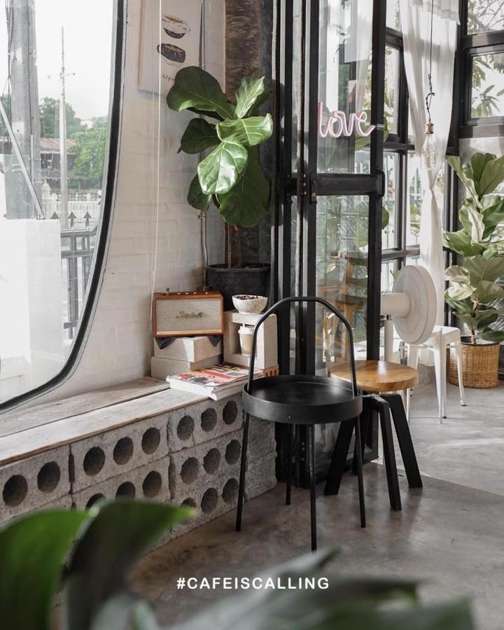 Auberge de jeunesse Yoji House And Cafe à Ban Wiang Extérieur photo