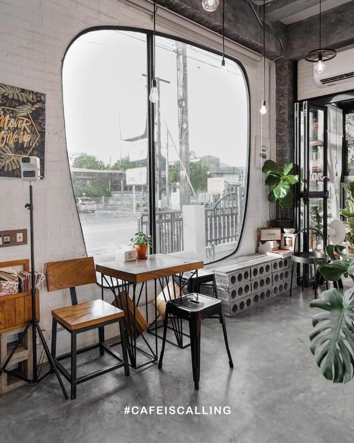 Auberge de jeunesse Yoji House And Cafe à Ban Wiang Extérieur photo